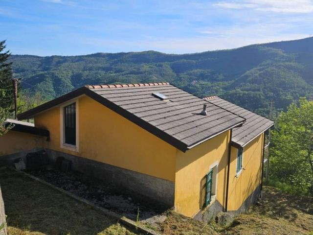 Villa Indipendente in vendita a San Colombano Certenoli, Baranzuolo