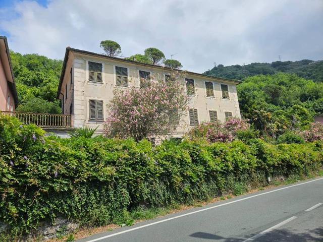 Villa Indipendente in vendita a San Colombano Certenoli, Aveggio