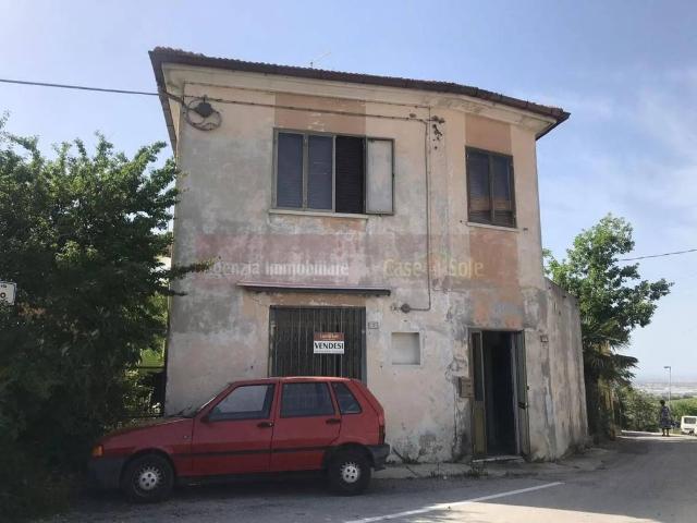 Villa Indipendente in vendita a Marche, Pesaro E Urbino
