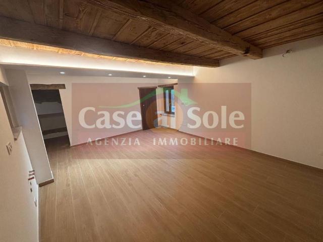 Villa Indipendente in vendita a Marche, Pesaro E Urbino