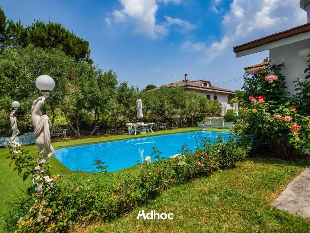 Villa Indipendente in vendita a Santa Croce, Marche