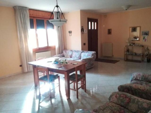 Villa Indipendente in vendita a Marche, Pesaro E Urbino