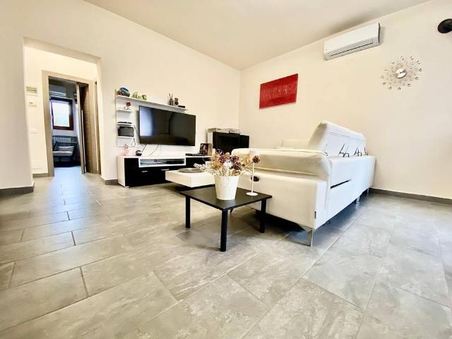 Villa Indipendente in vendita a San Damiano Al Colle, Lombardia