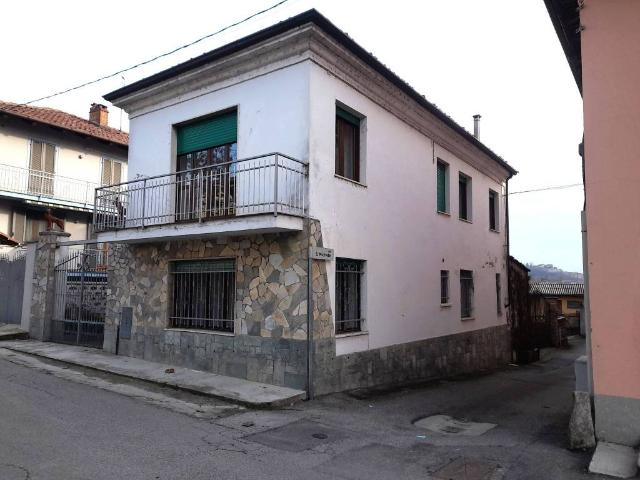 Villa Indipendente in vendita a Piemonte, Asti