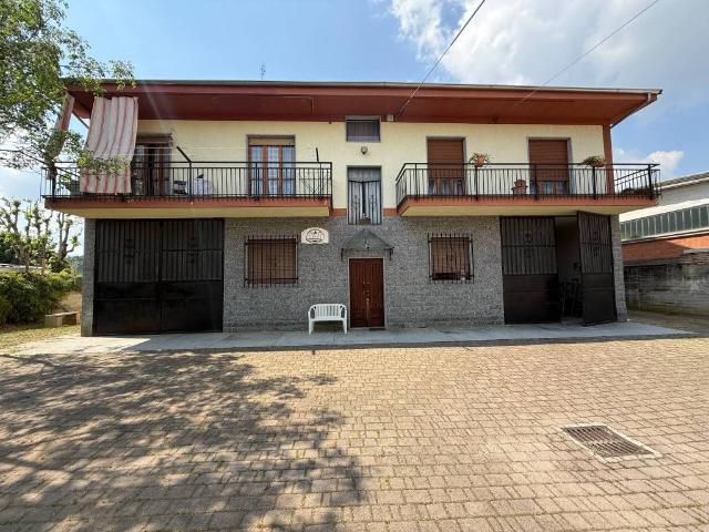 Villa Indipendente in vendita a Piemonte, Asti
