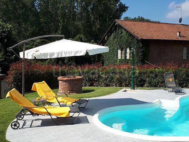 Villa Indipendente in vendita a Piemonte, Asti