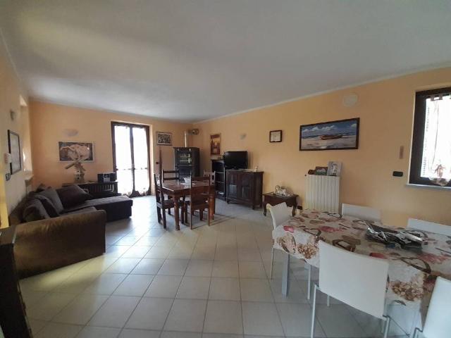 Villa Indipendente in vendita a Piemonte, Asti
