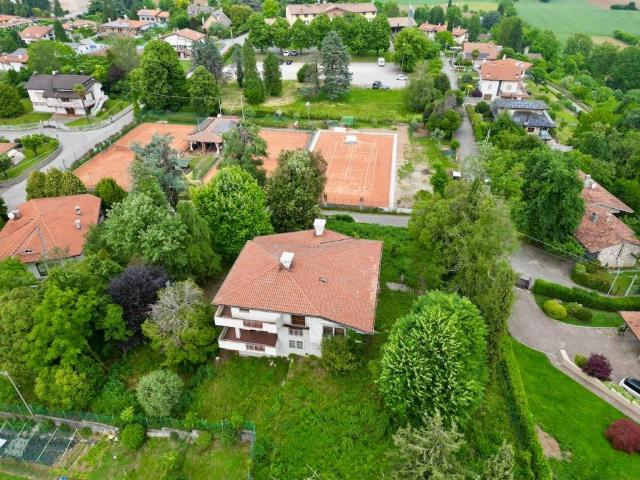 Villa Indipendente in vendita a San Daniele Del Friuli, Friuli-Venezia Giulia