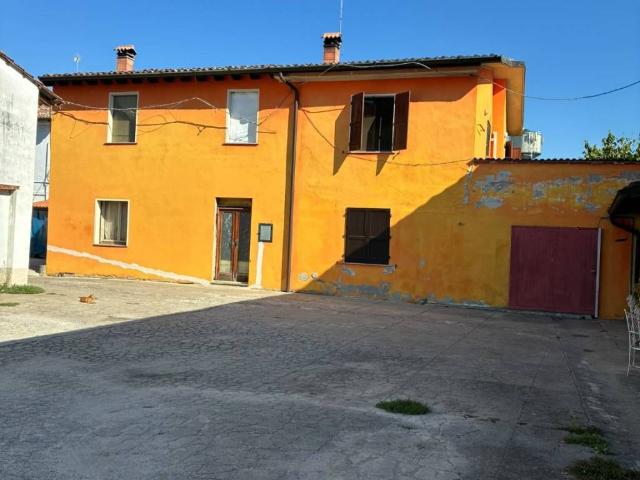 Villa Indipendente in vendita a San Daniele Po, Cremona