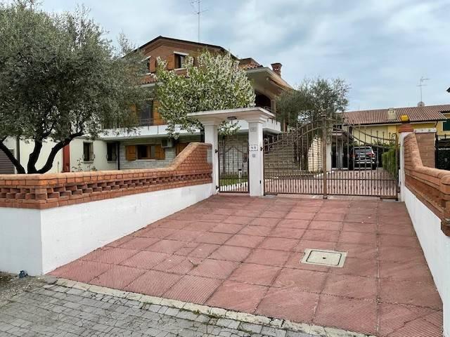 Villa Indipendente in vendita a San Donà Di Piave, Veneto