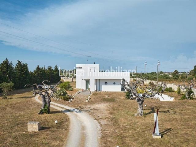 Villa Indipendente in vendita a Puglia, Lecce