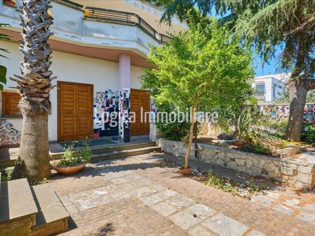 Villa Indipendente in vendita a Puglia, Lecce