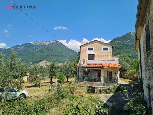 Villa Indipendente in vendita a San Donato Val Di Comino, Lazio