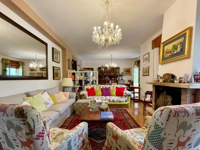 Villa Indipendente in vendita a San Donato Val Di Comino, Lazio
