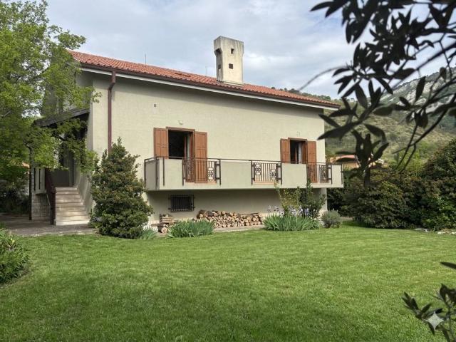 Villa Indipendente in vendita a San Dorligo Della Valle, Friuli-Venezia Giulia