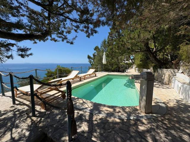 Villa Indipendente in vendita a San Felice Circeo, Lazio
