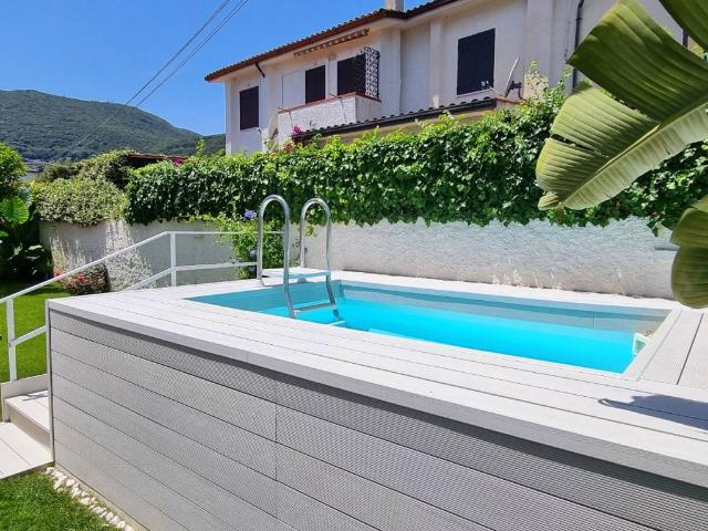 Villa Indipendente in vendita a Pantano Marino, San Felice Circeo