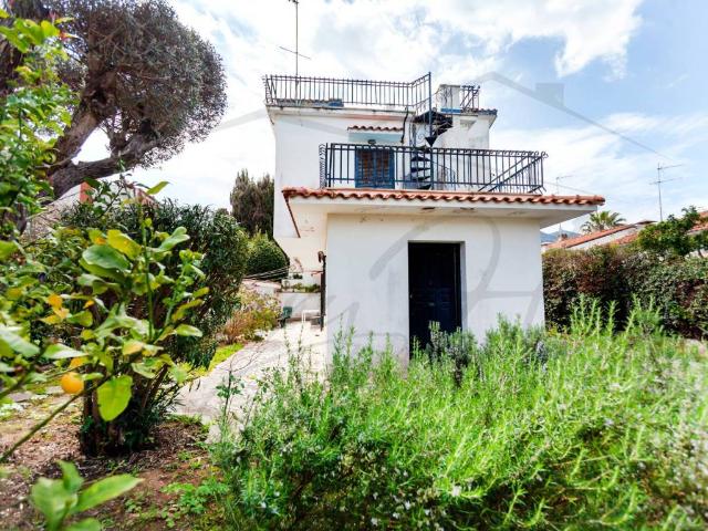 Villa Indipendente in vendita a Pantano Marino, San Felice Circeo