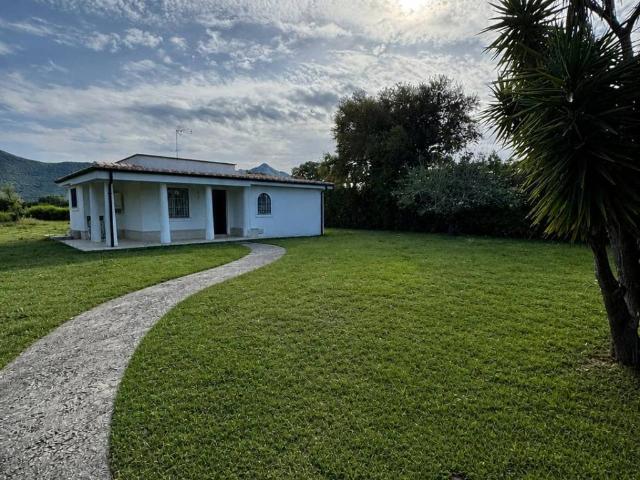 Villa Indipendente in vendita a San Felice Circeo, Lazio