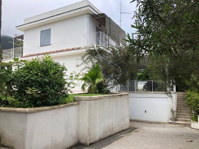 Villa Indipendente in vendita a San Felice Circeo, Lazio
