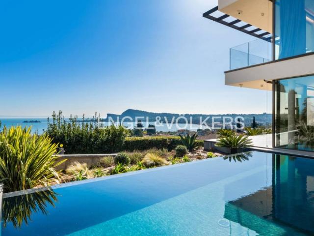 Villa Indipendente in vendita a San Felice Del Benaco, Lombardia