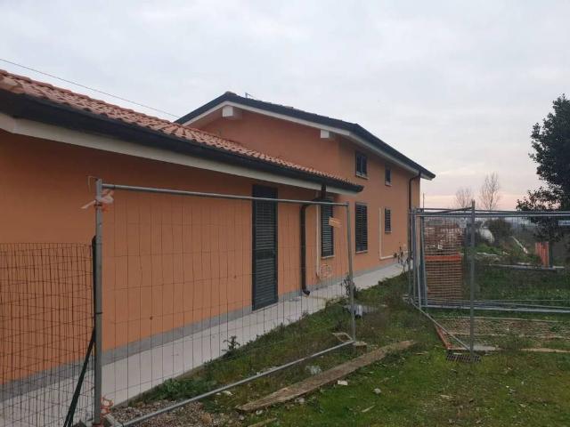 Villa Indipendente in vendita a Unione Comuni Modenesi Area Nord, San Felice Sul Panaro