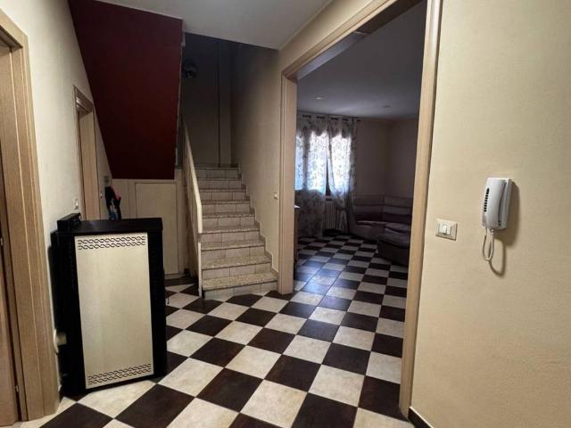 Villa Indipendente in vendita a Unione Comuni Modenesi Area Nord, San Felice Sul Panaro