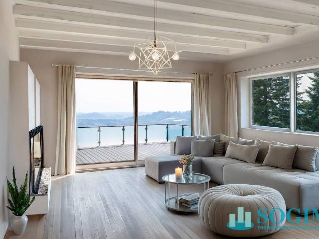 Villa Indipendente in vendita a San Fermo Della Battaglia, Lombardia