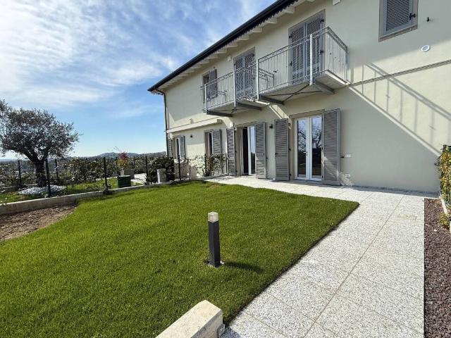 Villa Indipendente in vendita a San Fermo Della Battaglia, Lombardia