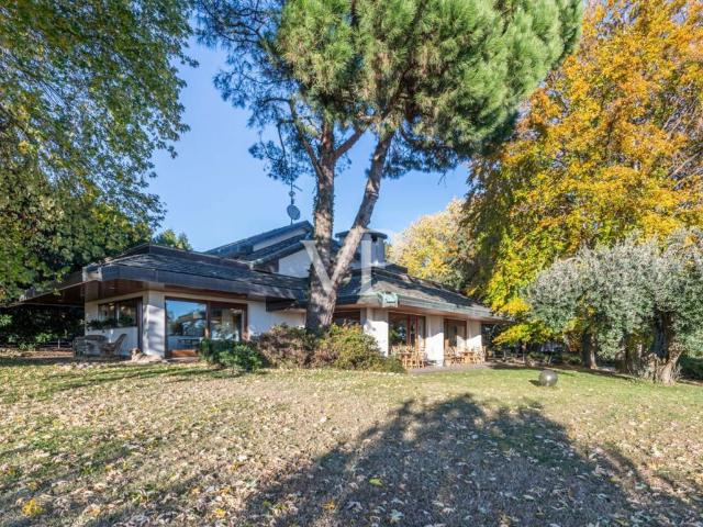 Villa Indipendente in vendita a San Fermo Della Battaglia, Lombardia