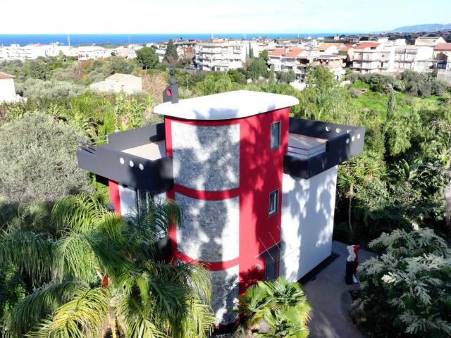 Villa Indipendente in vendita a San Filippo Del Mela, Sicilia