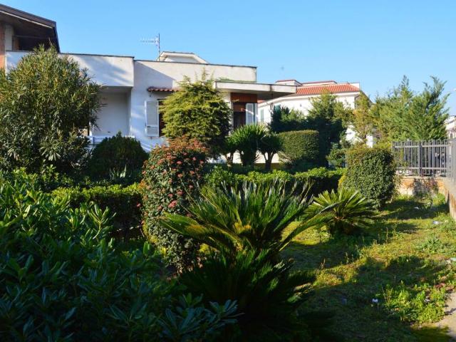 Villa Indipendente in vendita a San Gennaro Vesuviano, Campania