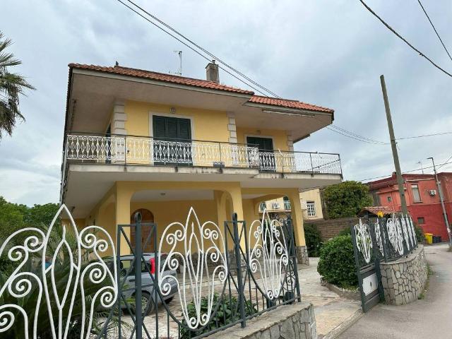 Villa Indipendente in vendita a San Gennaro Vesuviano, Campania