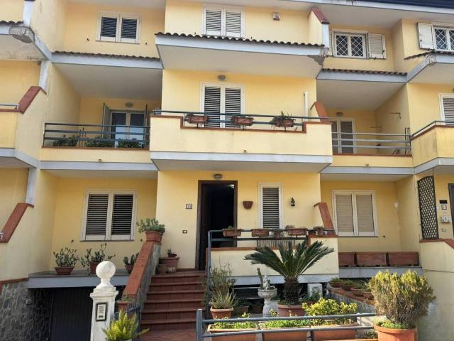 Villa Indipendente in vendita a San Gennaro Vesuviano, Campania
