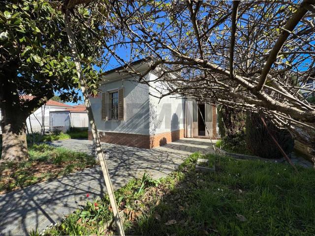 Villa Indipendente in vendita a Piemonte, Vercelli