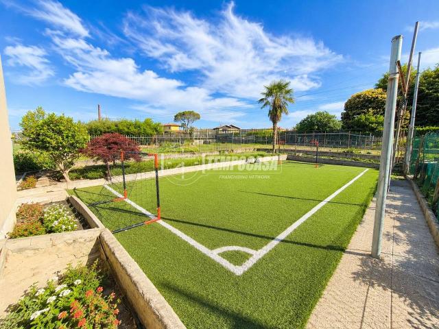 Villa Indipendente in vendita a Piemonte, Vercelli