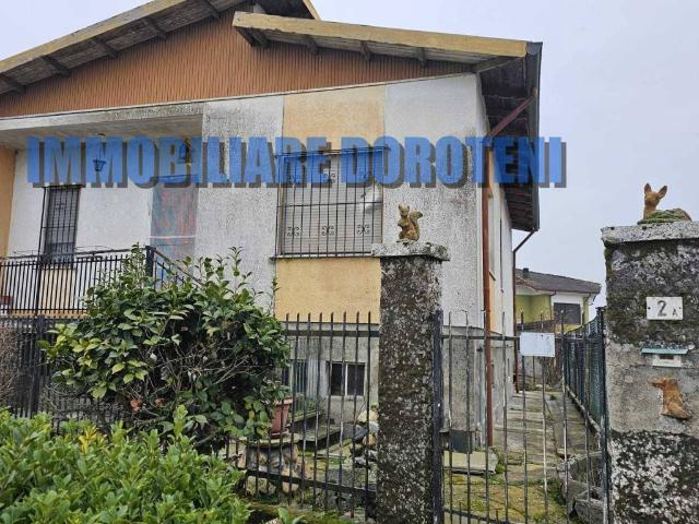 Villa Indipendente in vendita a Piemonte, Vercelli