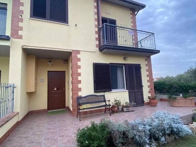 Villa Indipendente in vendita a San Giacomo Degli Schiavoni, Molise