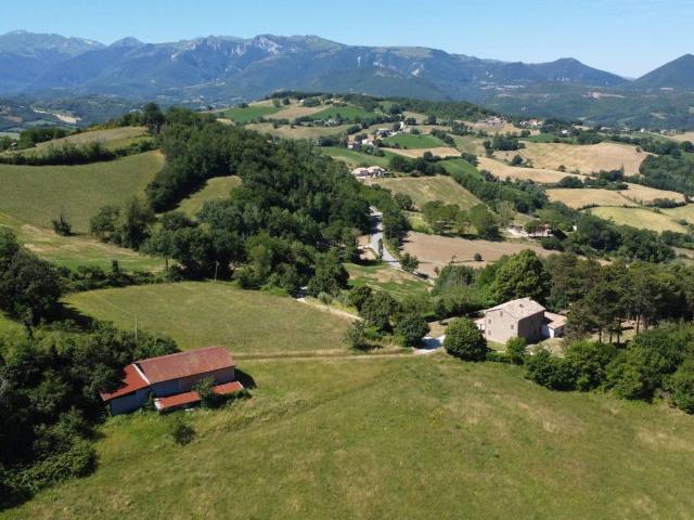 Villa Indipendente in vendita a Marche, Macerata