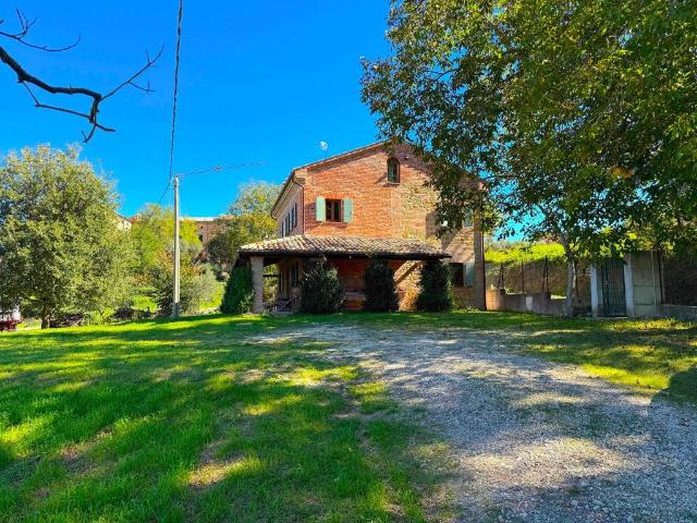 Villa Indipendente in vendita a Marche, Macerata