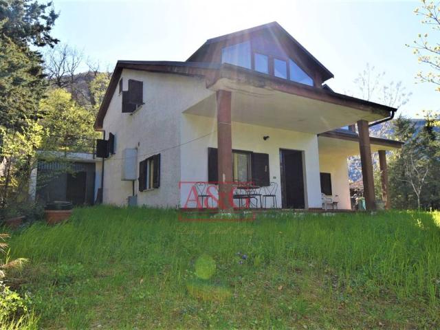 Villa Indipendente in vendita a Marche, Macerata