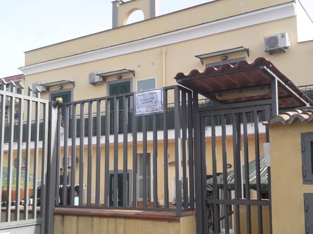 Villa Indipendente in vendita a San Giorgio A Cremano, Campania