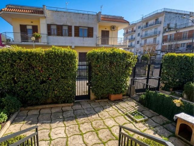 Villa Indipendente in vendita a San Giorgio A Cremano, Campania