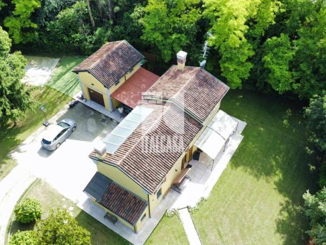 Villa Indipendente in vendita a San Giorgio Bigarello, Mottella