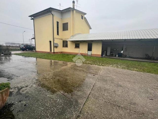 Villa Indipendente in vendita a San Giorgio Bigarello, Lombardia