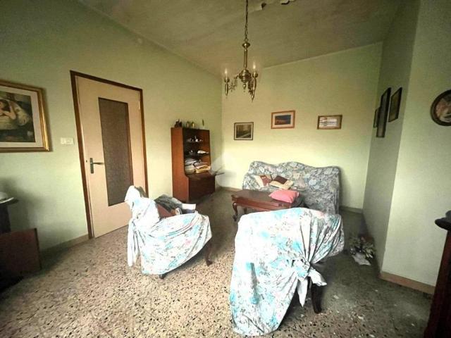 Villa Indipendente in vendita a San Giorgio Bigarello, Lombardia