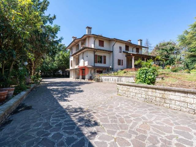 Villa Indipendente in vendita a San Giorgio Bigarello, Ghisiolo