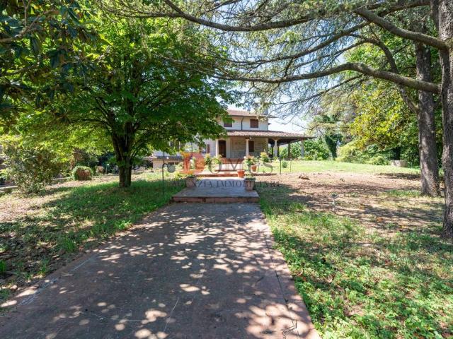 Villa Indipendente in vendita a San Giorgio Bigarello, Ghisiolo