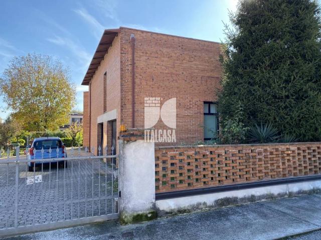 Villa Indipendente in vendita a San Giorgio Bigarello, Mottella