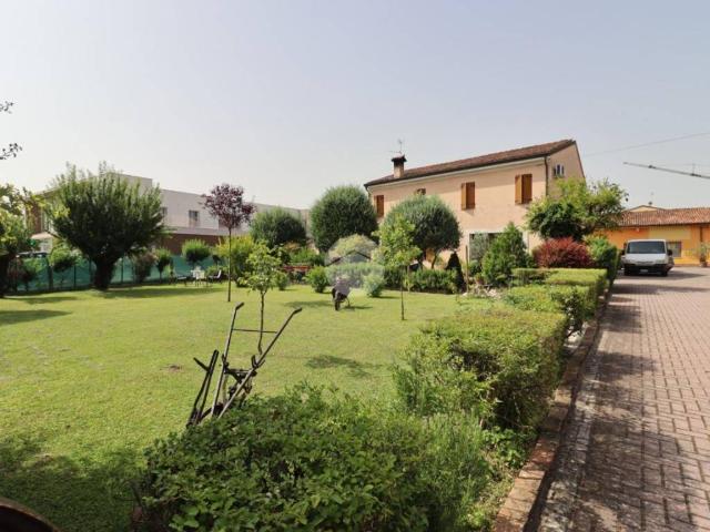 Villa Indipendente in vendita a San Giorgio Bigarello, Mottella